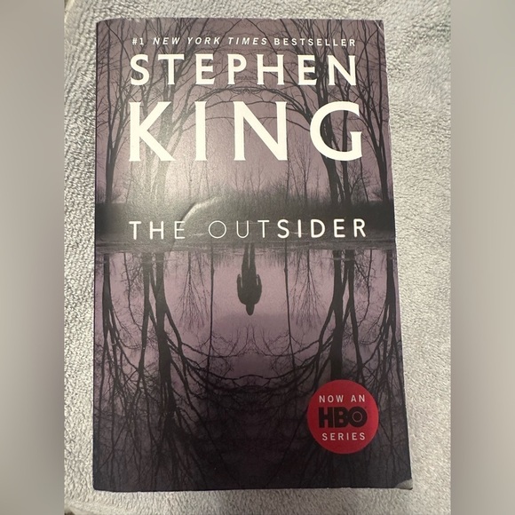 The outsider by Stephen King (paperbackk ) - Picture 1 of 1